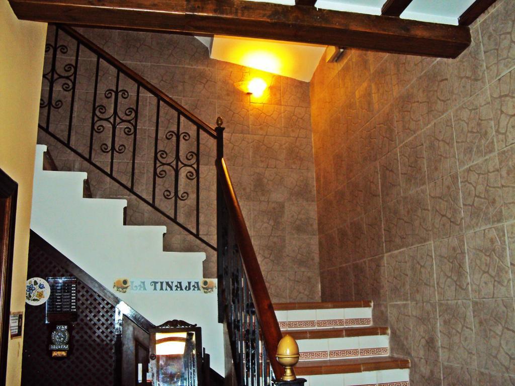 Alojamiento Turistico La Tinaja Requena Extérieur photo