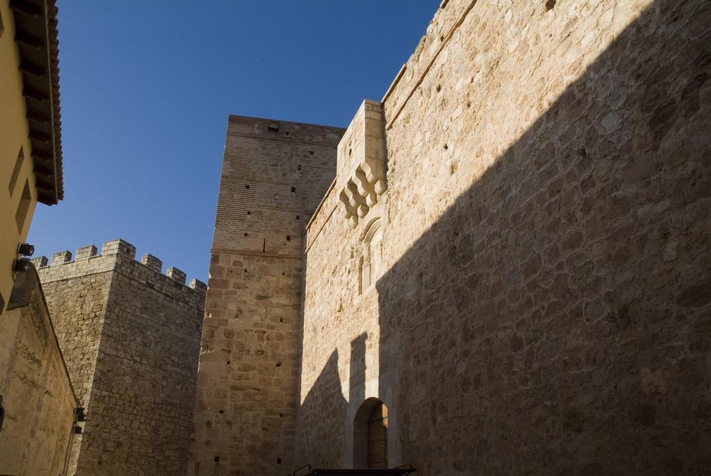 Alojamiento Turistico La Tinaja Requena Extérieur photo